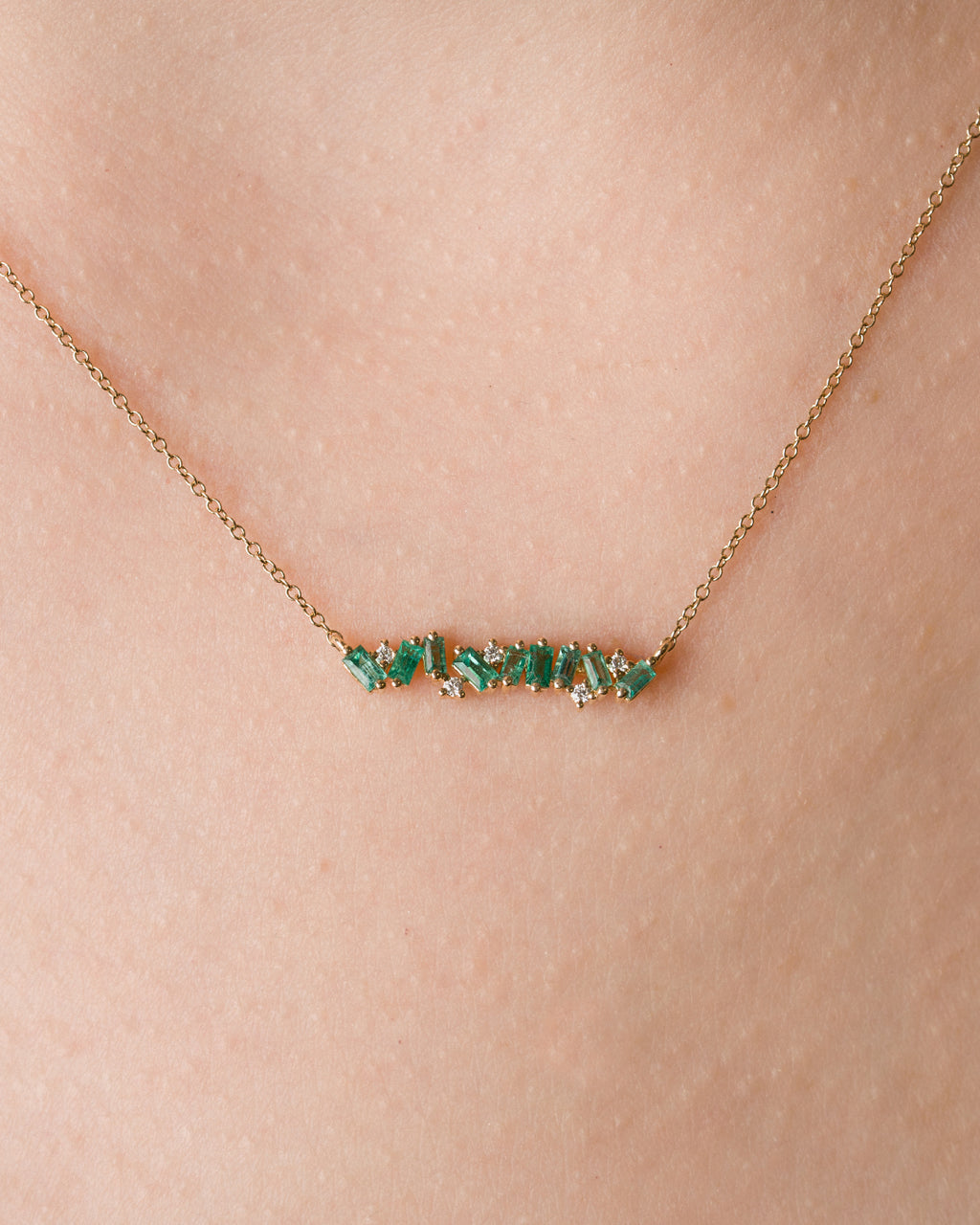 Baguette Emerald Bar
