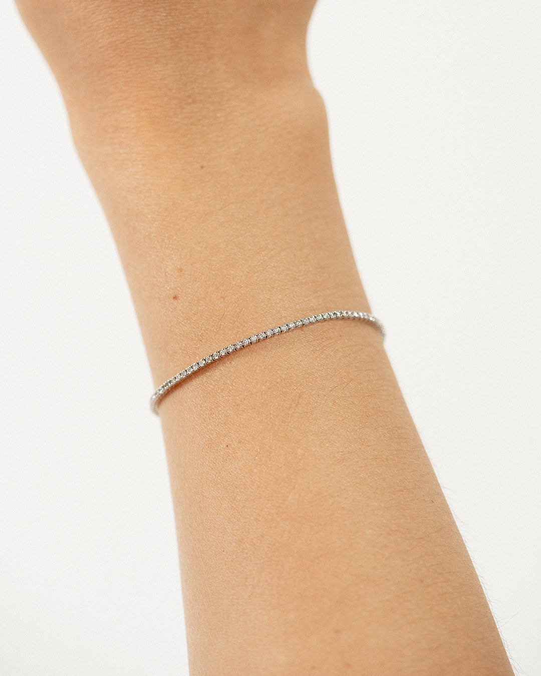 Tennis bracelet