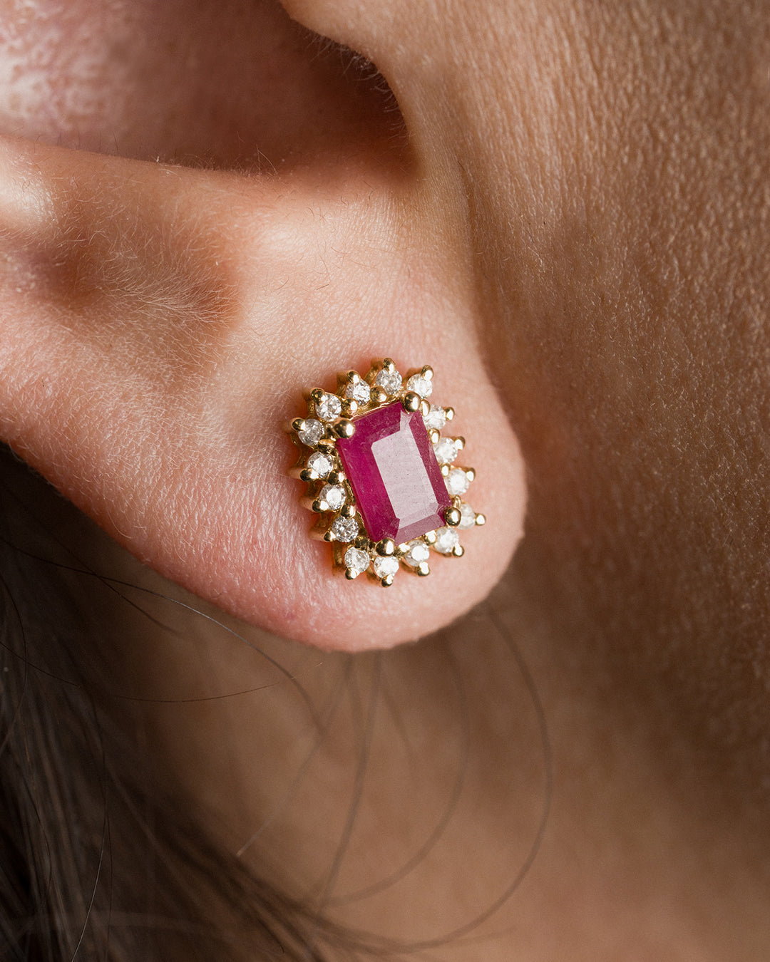 Aretes Rubí Royale