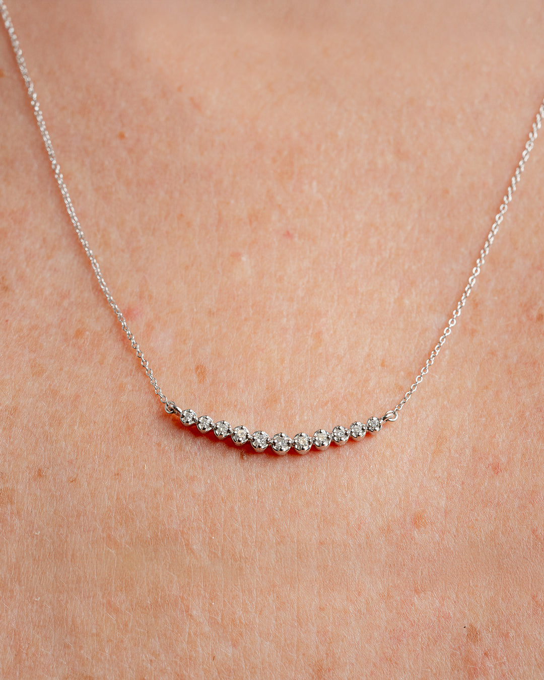 Collar Graduated Diamond
