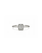 Anillo Elara