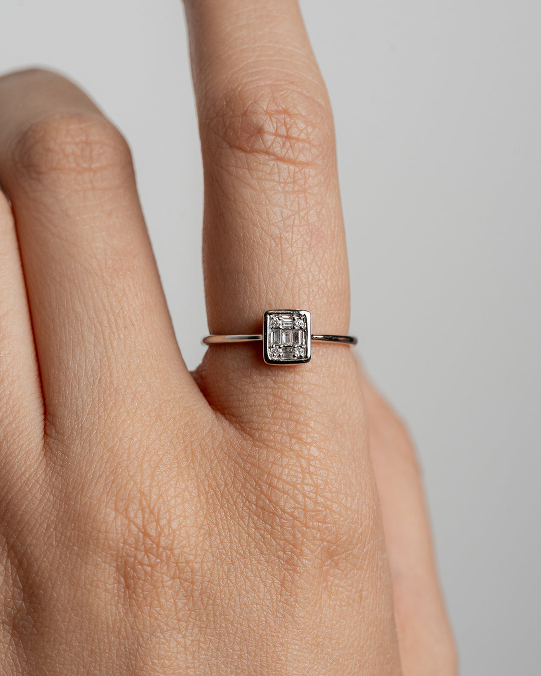 Anillo Elara