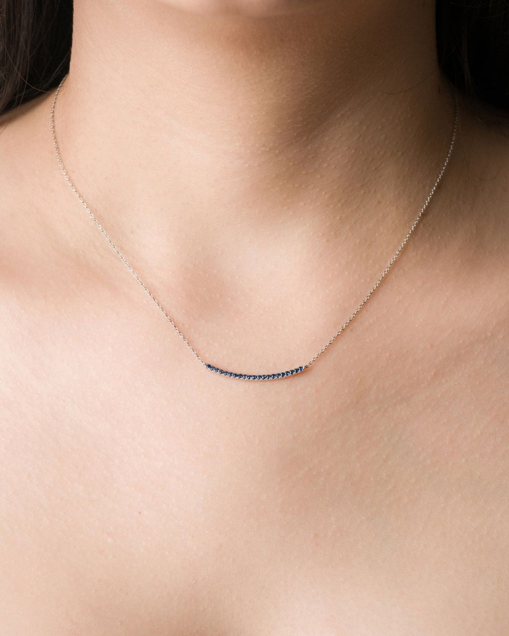 Collar Barra de Zafiros