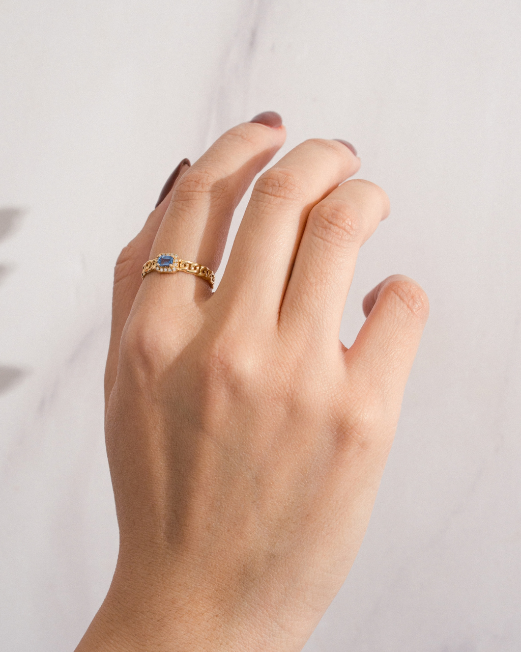 Anillo Cadena de Zafiro