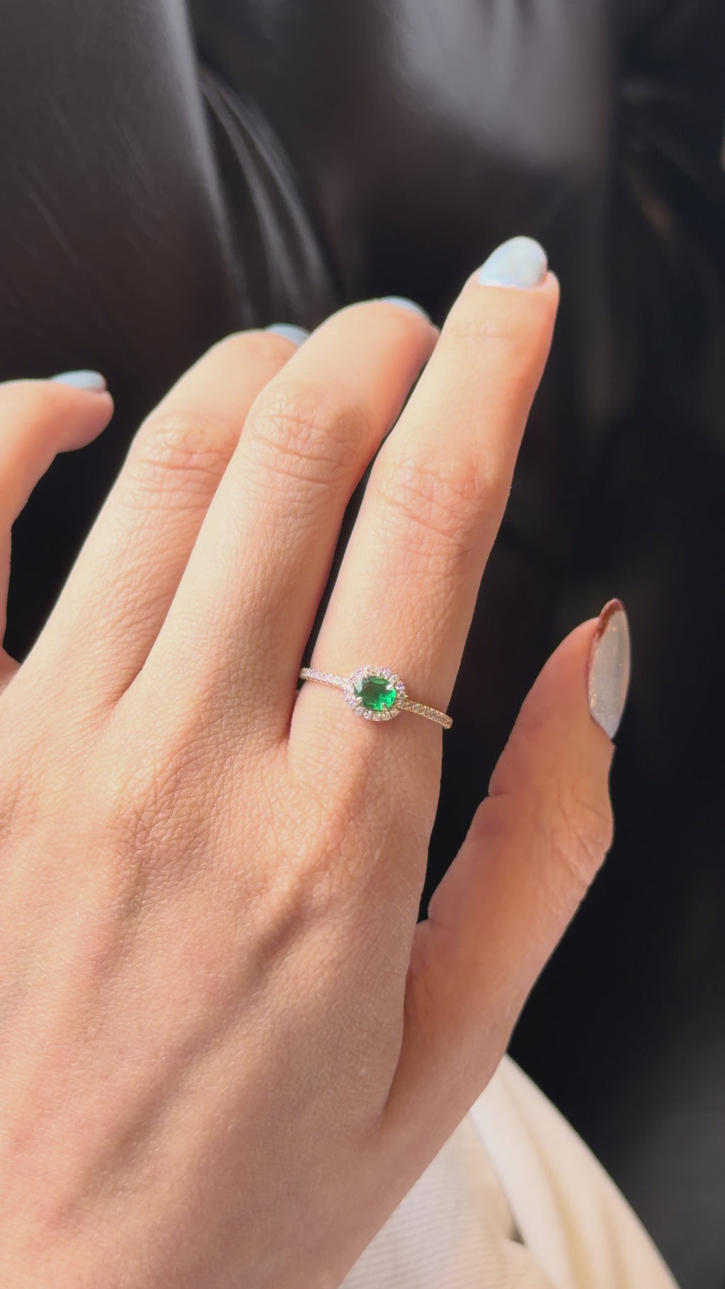 Anillo Esmeralda Halo